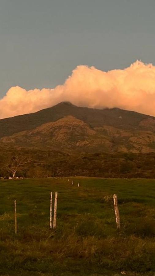 Miravalles Volcano House Guayabal  Екстер'єр фото